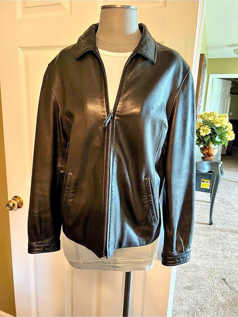 Couture Women's Black Leather Jacket Like New